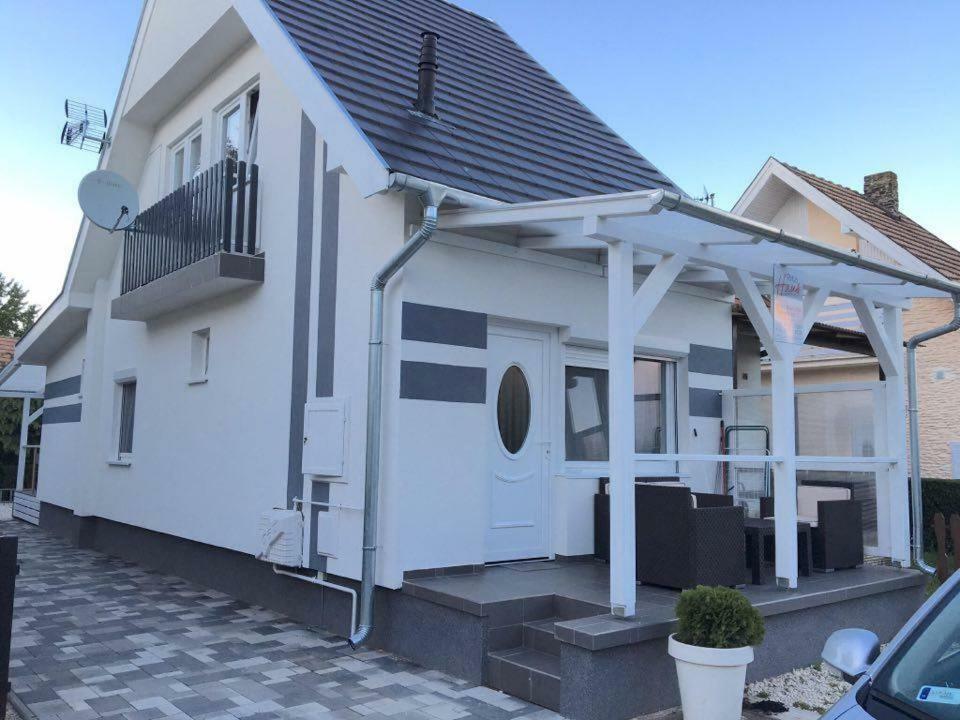 Rita Apartmanhaz Buk Exterior photo